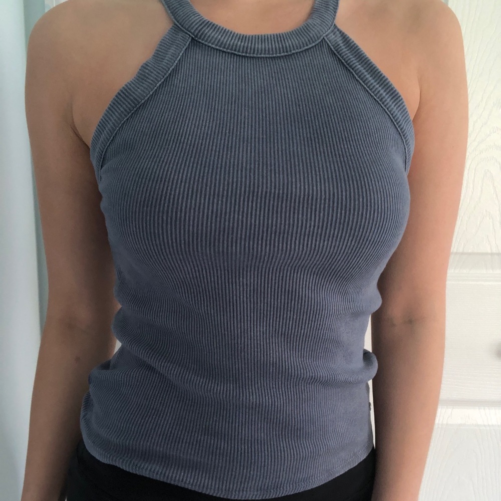 Women’s ribbed halter top